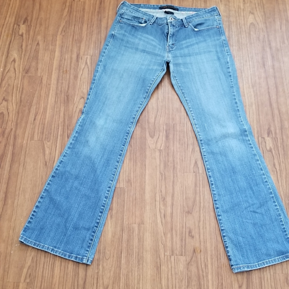 Levis 547 premium flare jean